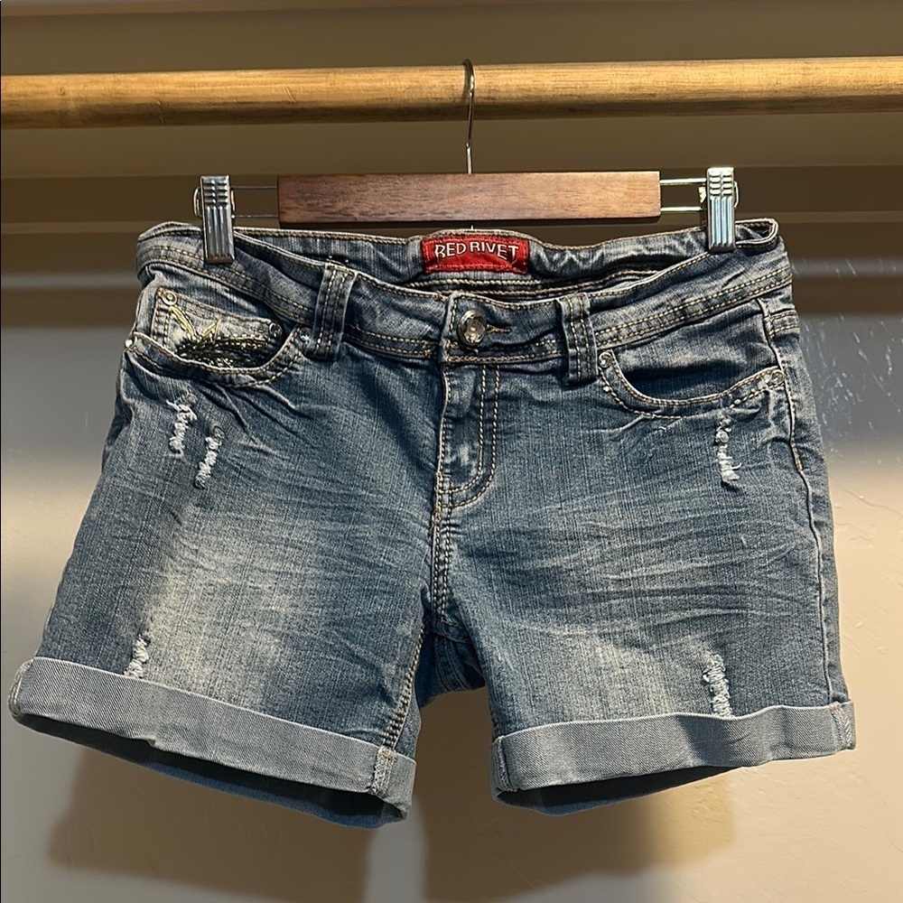 Red Rivet Denim Shorts with Embroidered Pockets - Picture 4 of 5